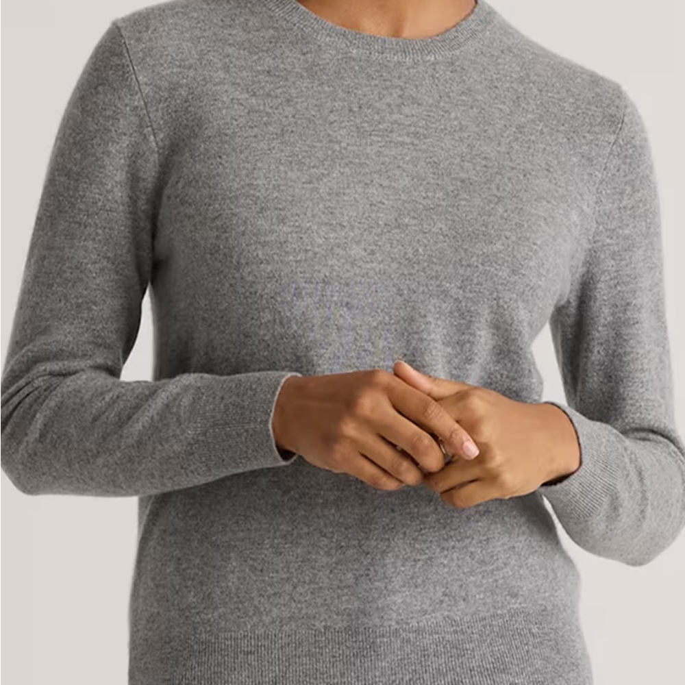 Quince women’s Heather Gray Crewneck Sweater